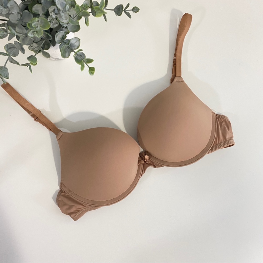 NWOT nude Xhilaration push up bra 32B